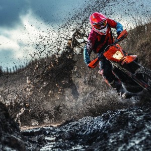 开云体育-血色染绿茵，蓝黑铸温情，当祈祷声响彻梅阿查，蓝黑温情暖梅阿查，血色祈祷佑绿茵